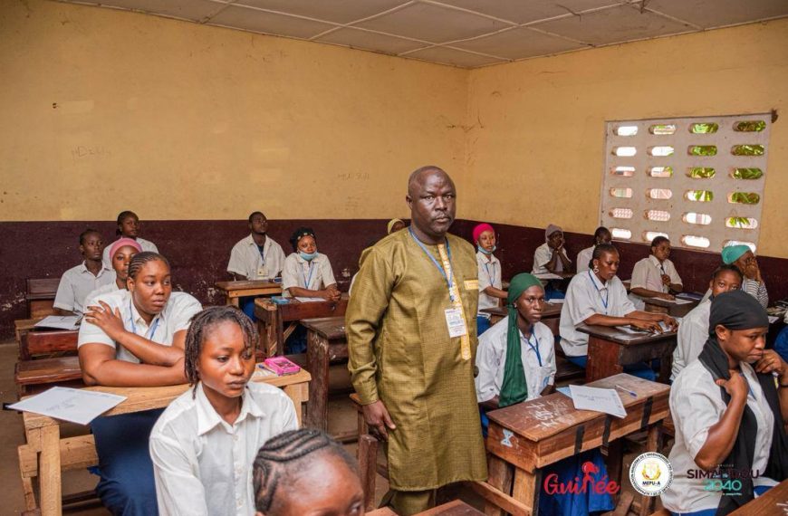 Supervision du Baccalauréat 2025 en Haute Guinée : le Chef de Cabinet du MEPUA lance les épreuves et sensibilise contre la fraude